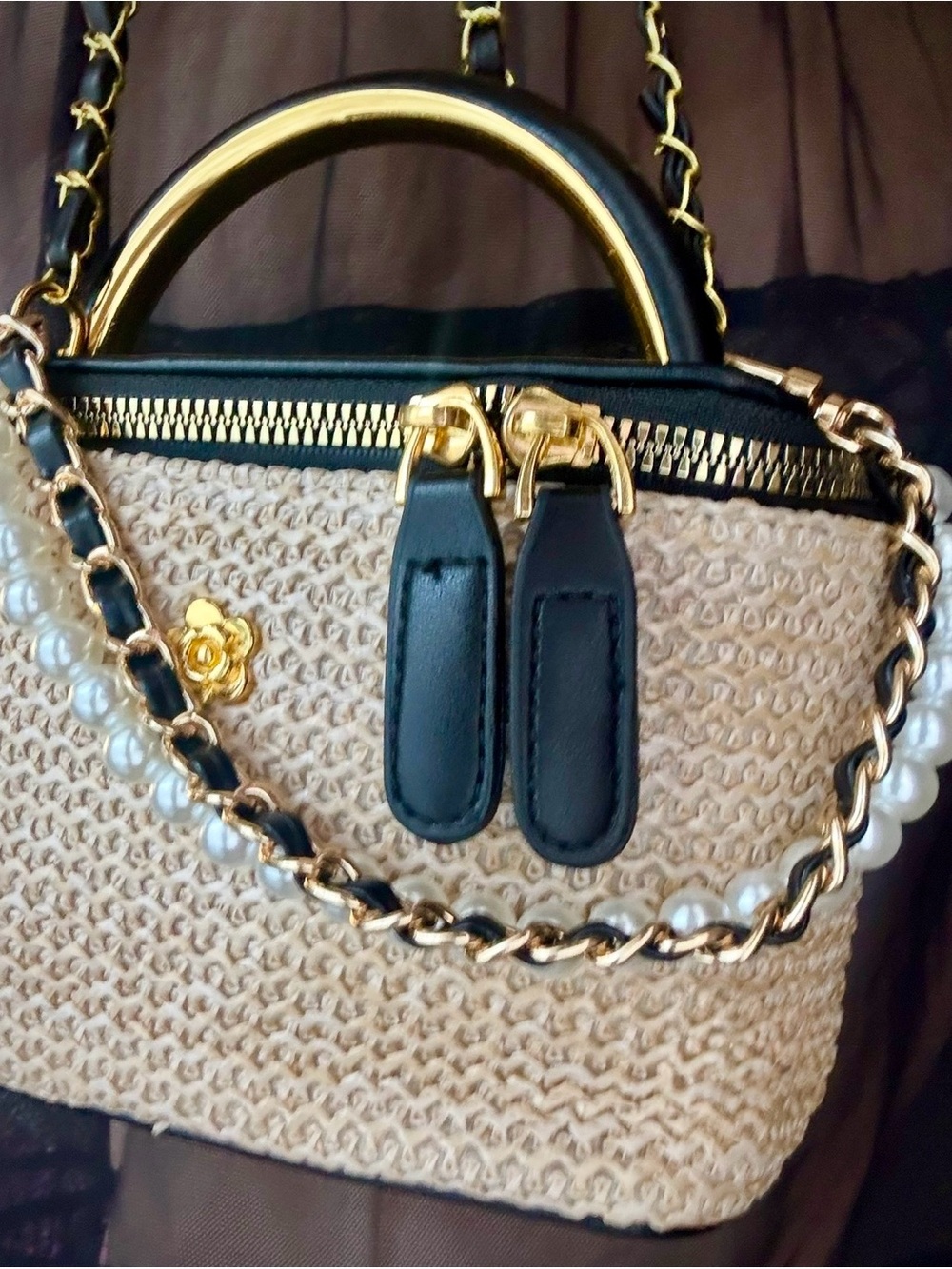 NWT Chic Classic On Trend Raffia Top Handle Crossbody Bag Black Luxury Vanity - Picture 3 of 8